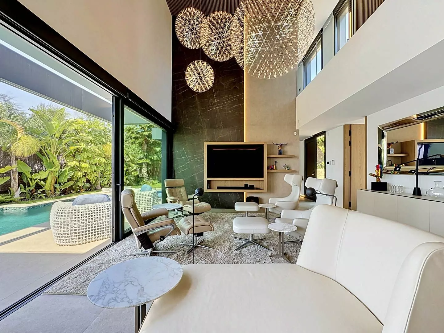 4-bedroom Villa In Calpe, Spain (346 M²)