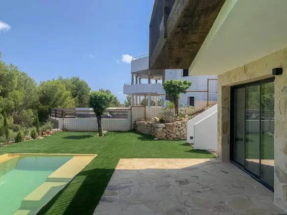 3-bedroom Villa In Jávea – Xàbia, Spain (250 M²)