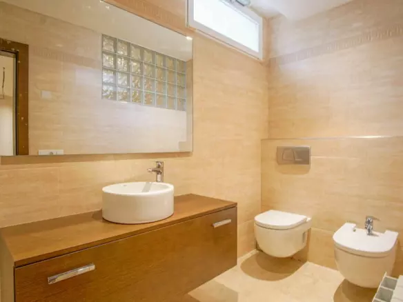 5-bedroom Villa In L’alfas Del Pi, Spain (810 M²)
