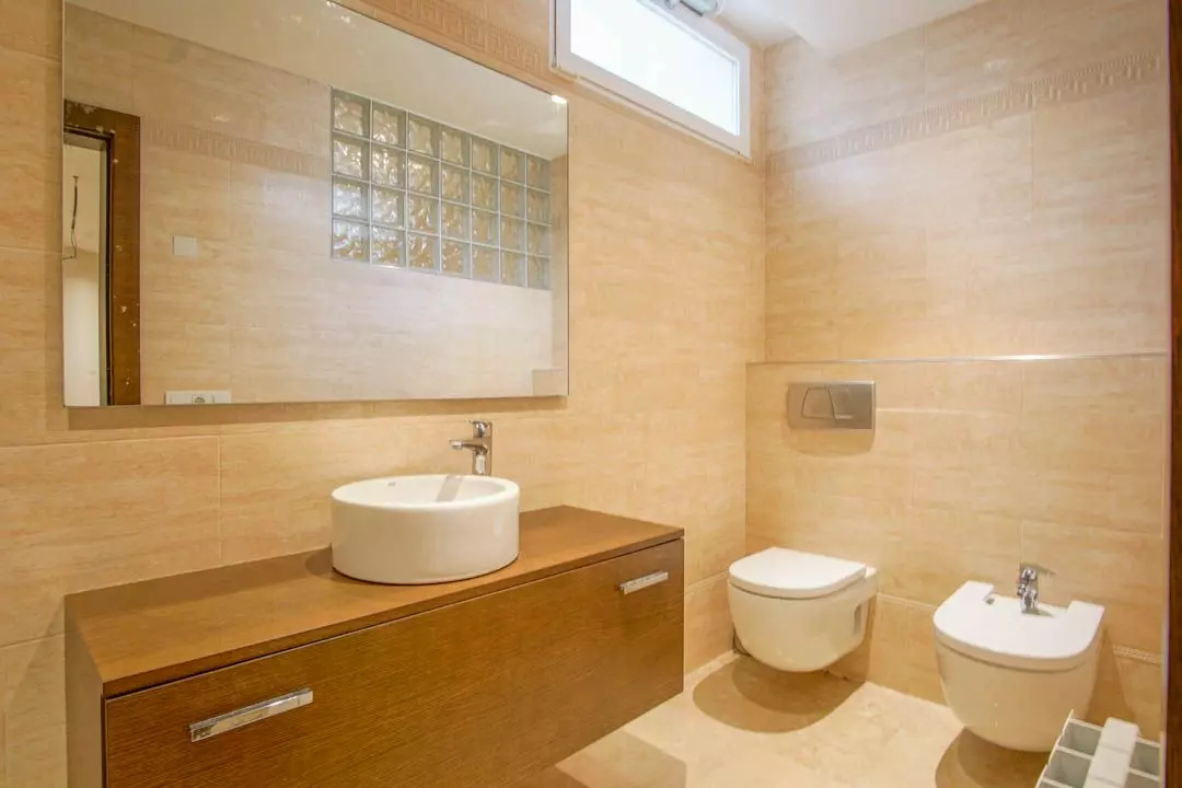 5-bedroom Villa In L’alfas Del Pi, Spain (810 M²)