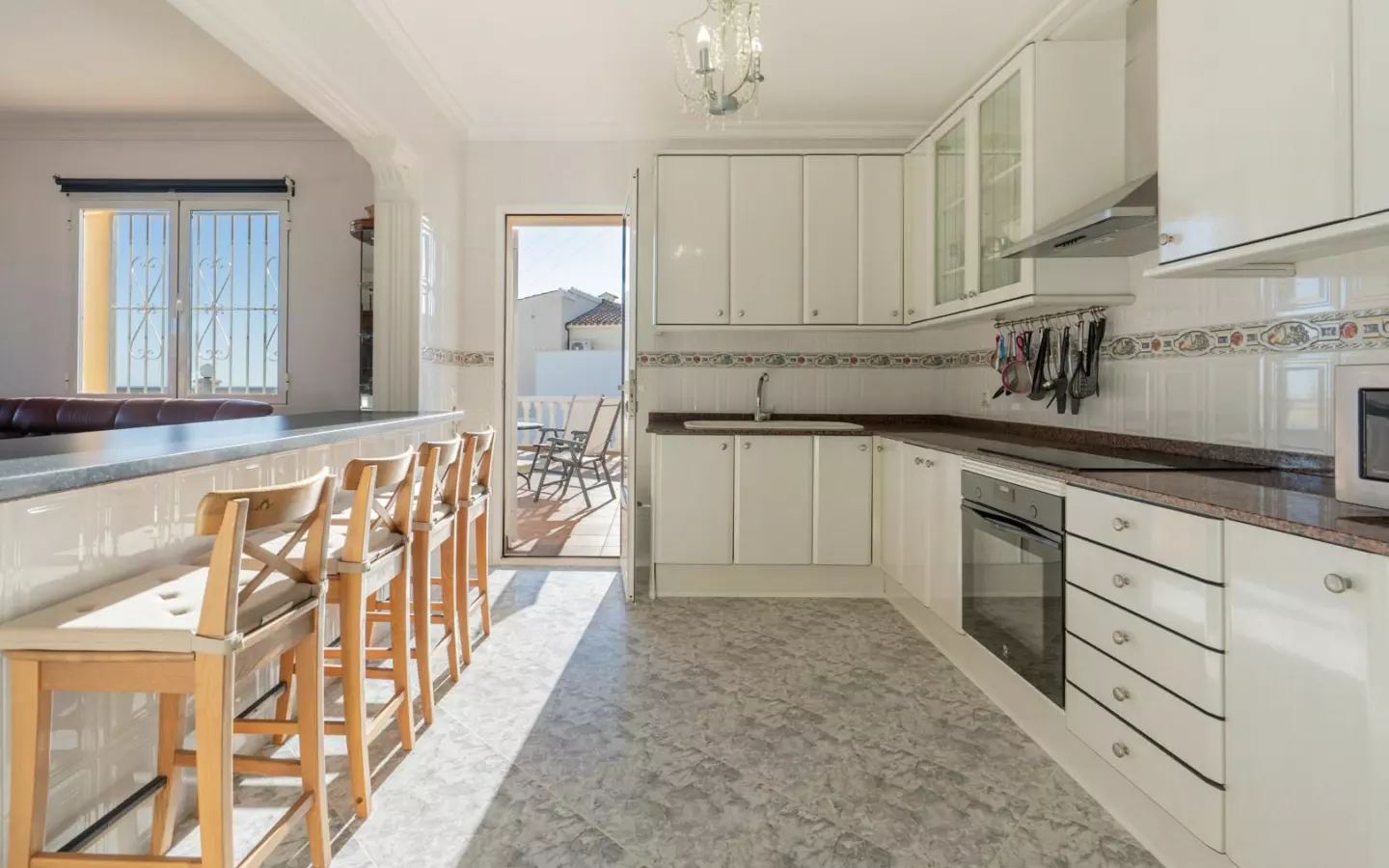 4-bedroom Villa In Calpe, Spain (264 M²)