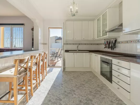 4-bedroom Villa In Calpe, Spain (264 M²)