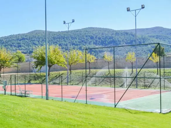 7-bedroom Villa In Penaguila, Spain (1.529 M²)