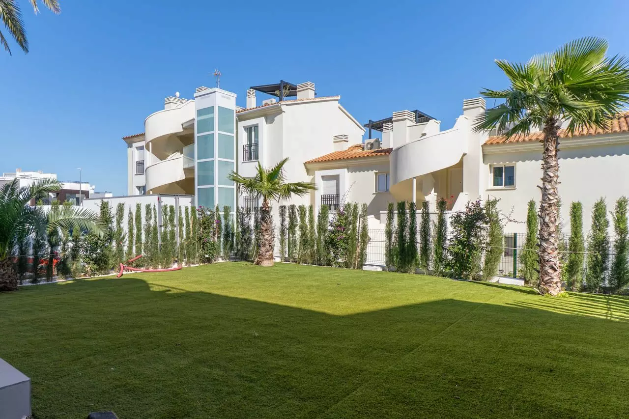 2-bedroom Apartment In Denia, Spain (88 M²)