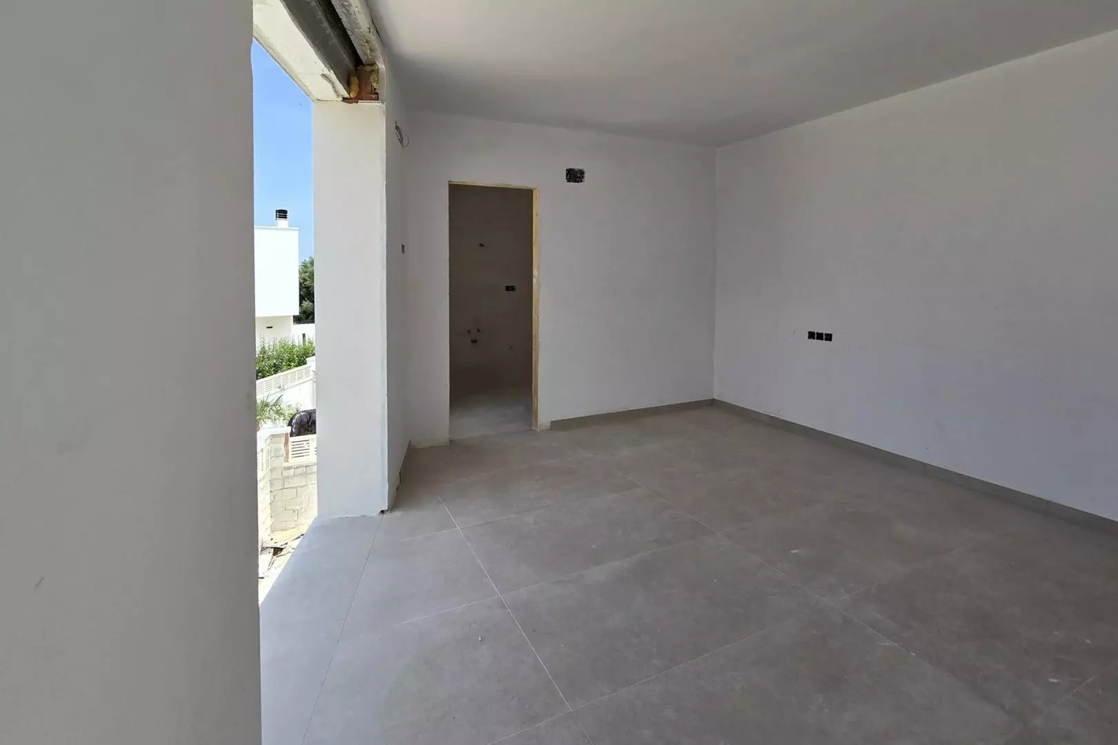 3-bedroom Villa In Els Poblets, Spain (225 M²)