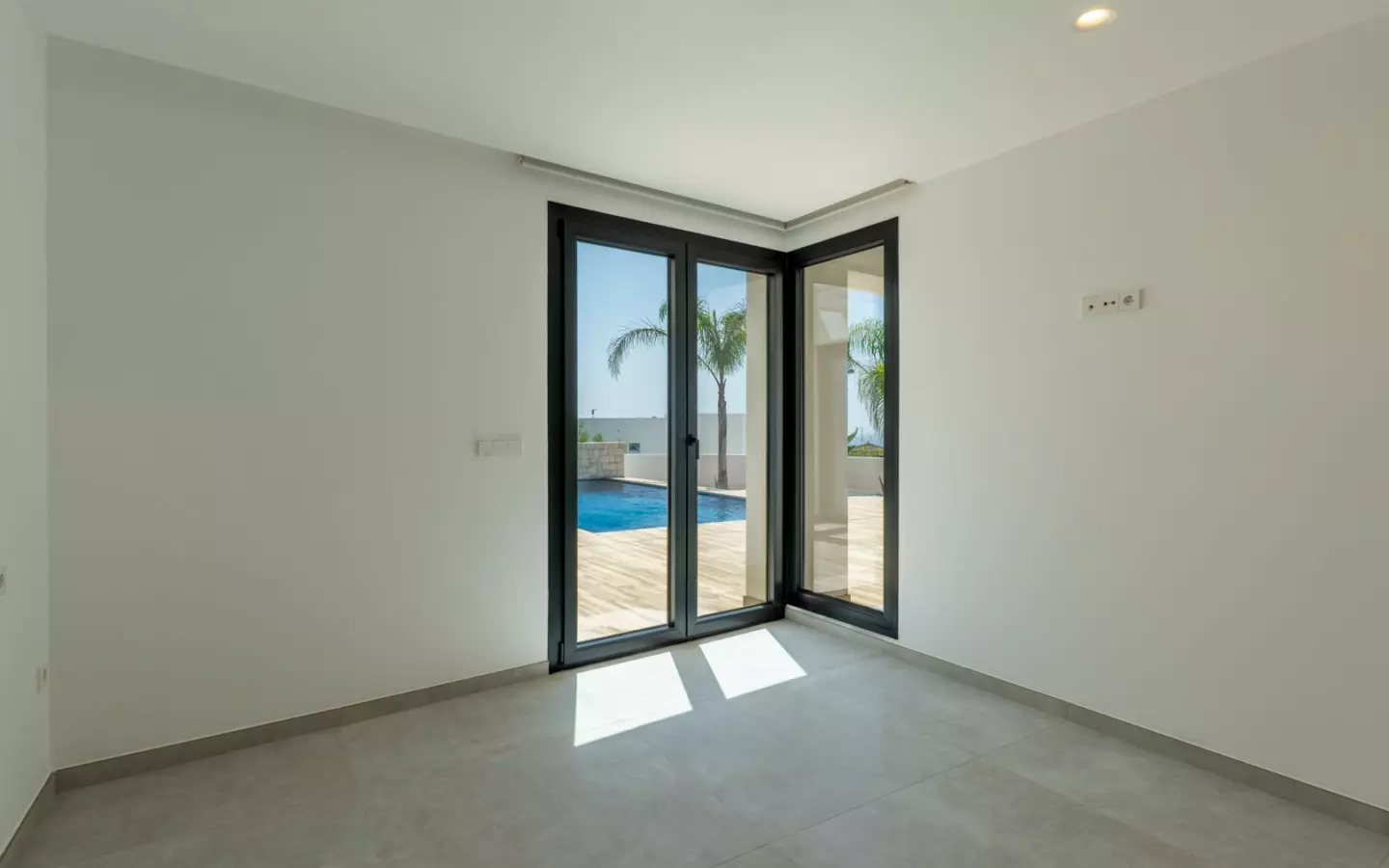 3-bedroom Villa In Moraira, Spain (310 M²)