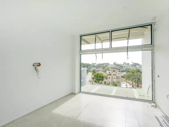 3-bedroom Villa In Calpe, Spain (284 M²)