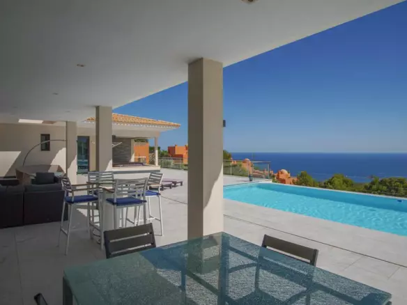 5-bedroom Villa In Altea, Spain (680 M²)
