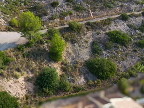 Plot In Jalon – Xalo, Spain (653 M² Plot)