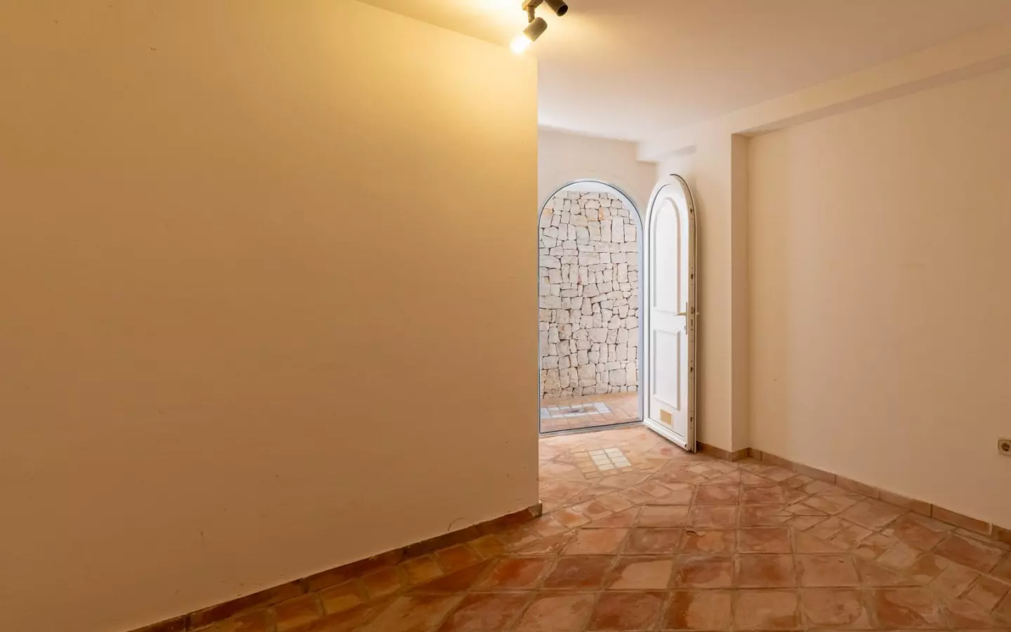 5-bedroom Villa In Benissa, Spain (565 M²)