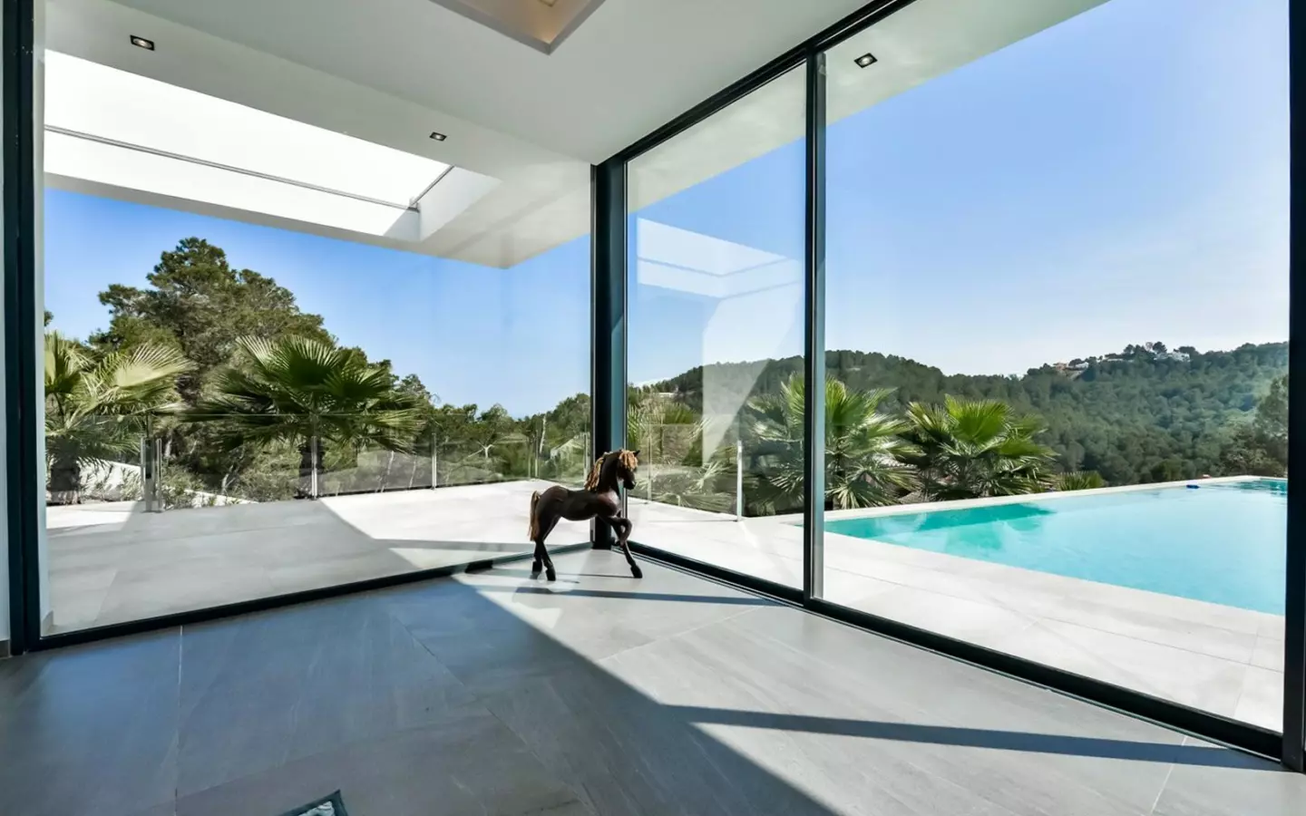 3-bedroom Villa In Jávea – Xàbia, Spain (374 M²)