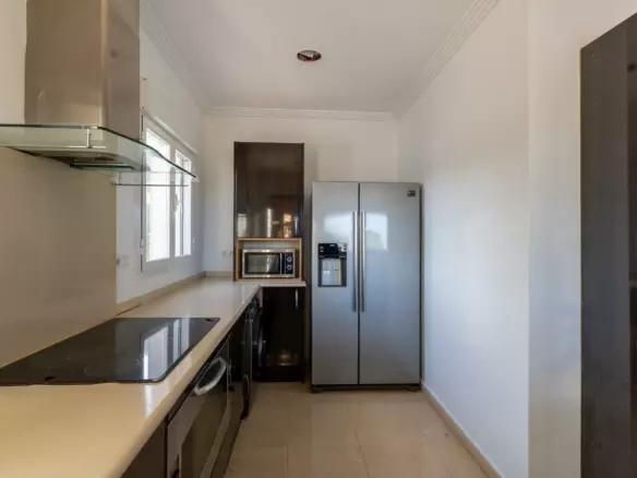4-bedroom Villa In Beniarbeig, Spain (376 M²)