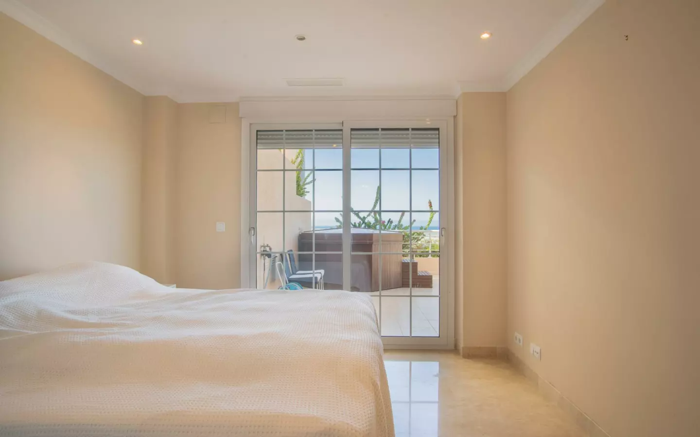 3-bedroom Apartment In Pedreguer, Spain (310 M²)