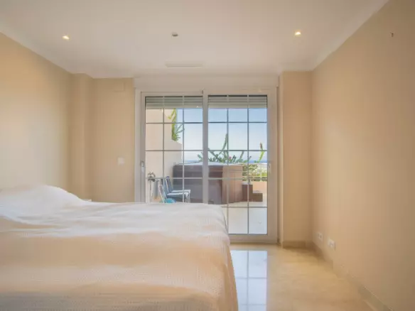 3-bedroom Apartment In Pedreguer, Spain (310 M²)