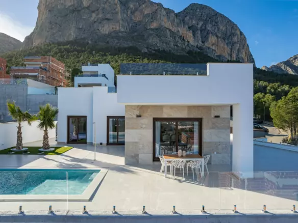 3-bedroom Villa In Polop, Spain (136 M²)