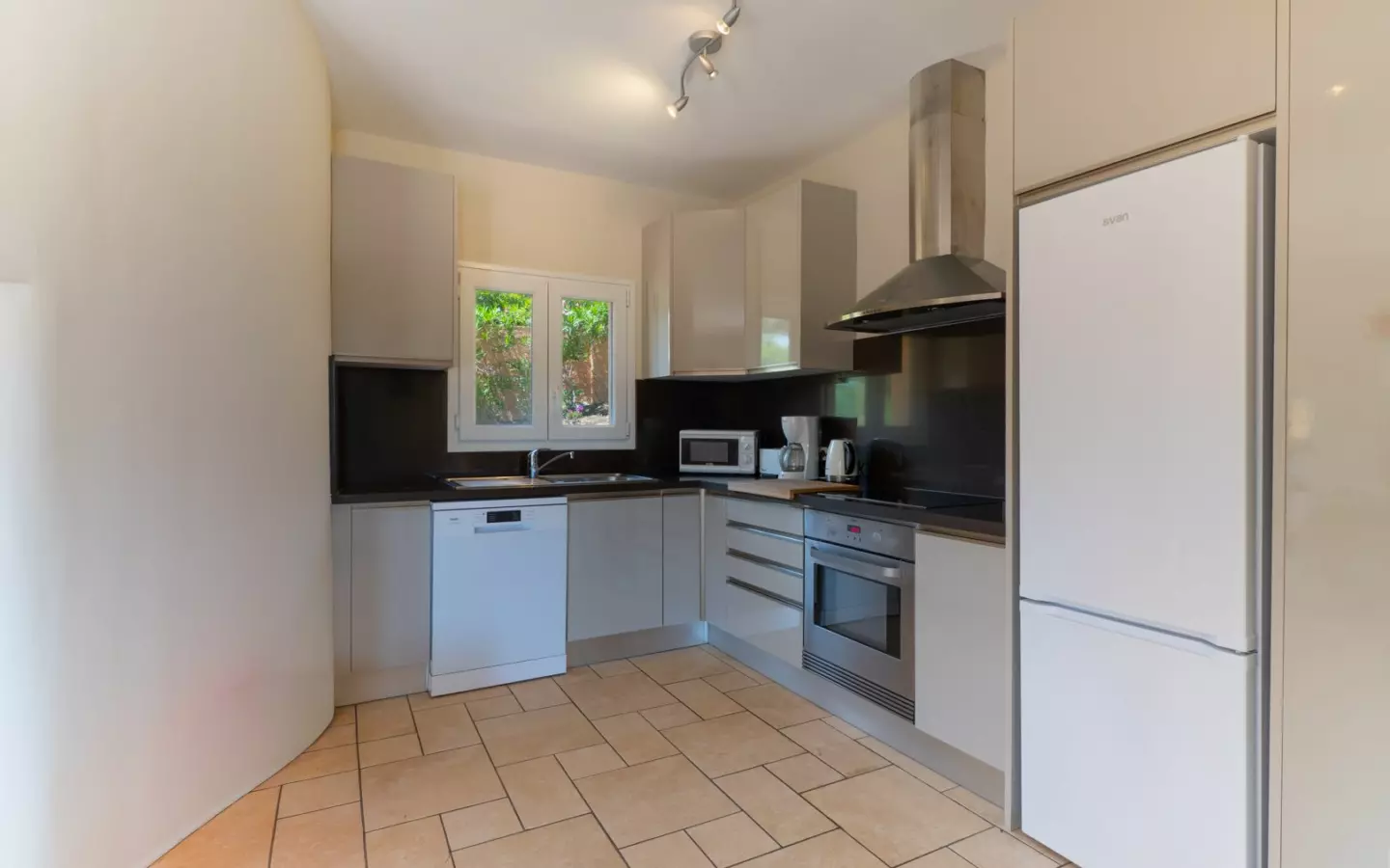 3-bedroom Villa In Jávea – Xàbia, Spain (255 M²)