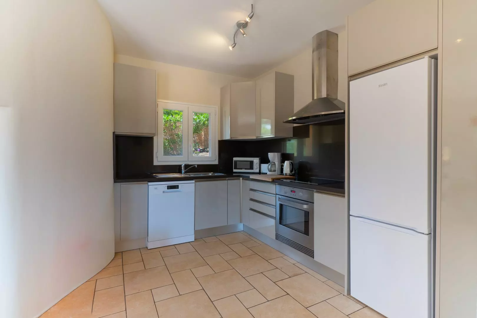 3-bedroom Villa In Jávea – Xàbia, Spain (255 M²)