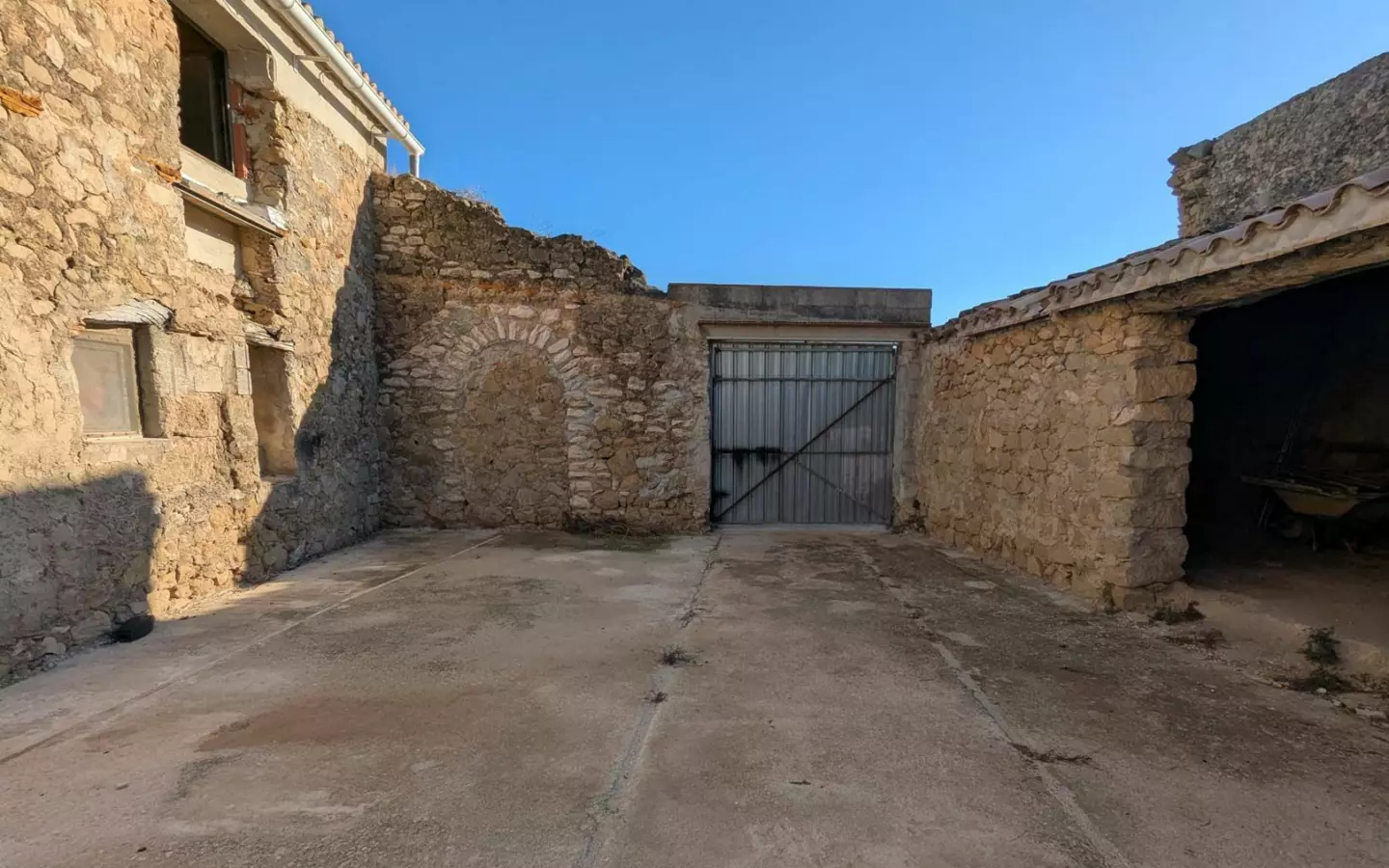 2-bedroom Country House In Teulada, Spain (328 M²)