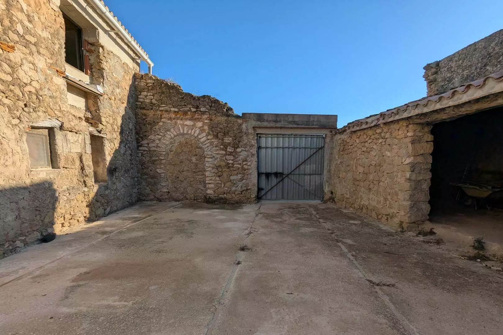 2-12-fe2451 2-bedroom Country House In Teulada, Spain (328 M²)