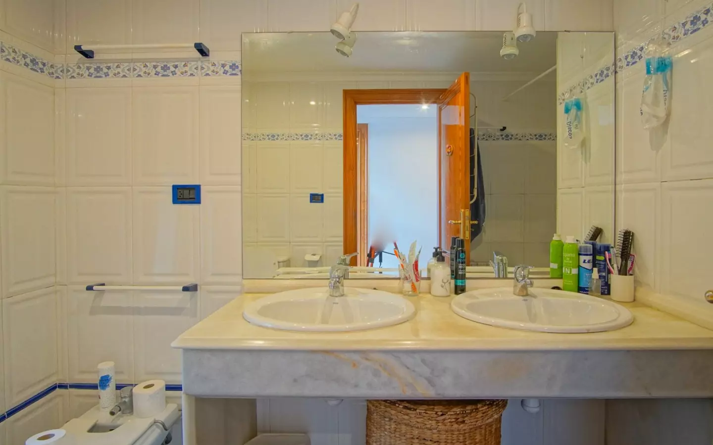 6-bedroom Villa In Denia, Spain (426 M²)