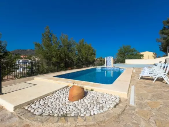 3-bedroom Villa In Calpe, Spain (90 M²)