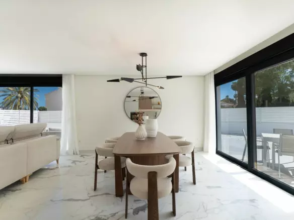 3-bedroom Villa In Denia, Spain (216 M²)