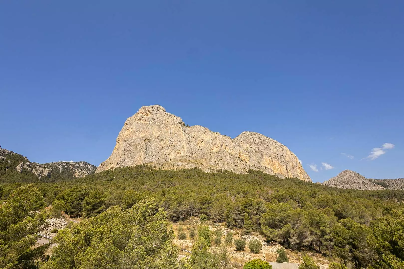 3-bedroom Villa In Polop, Spain (165 M²)