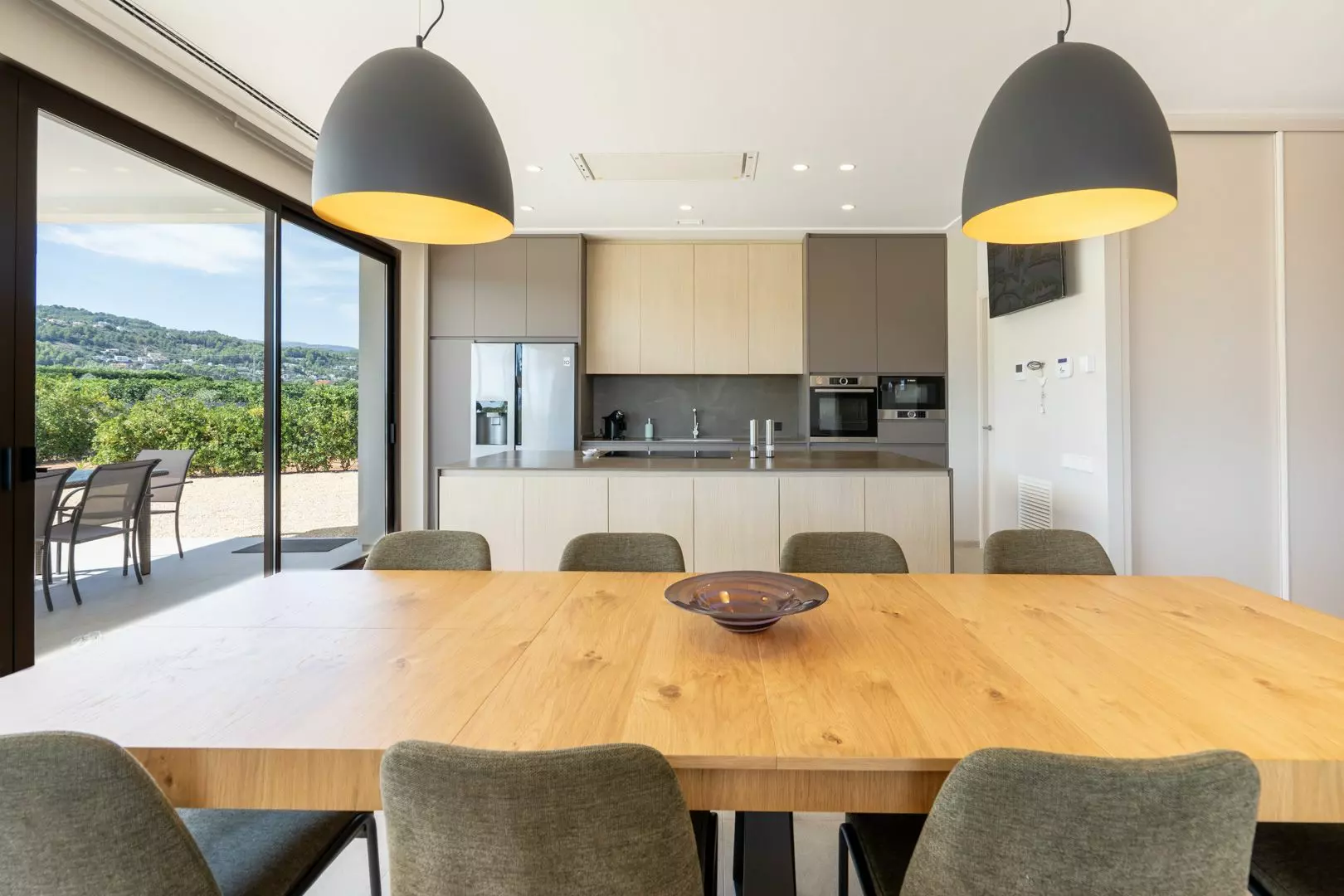3-bedroom Villa In Pedreguer, Spain (225 M²)