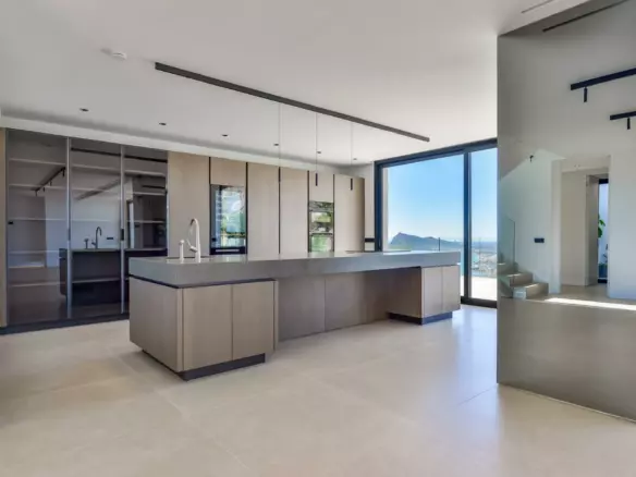 5-bedroom Villa In Altea, Spain (390 M²)