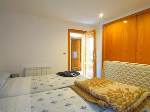 6-bedroom Villa In Denia, Spain (426 M²)