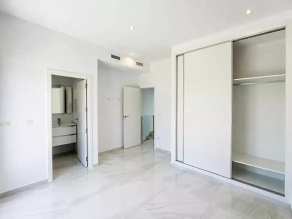 3-bedroom Villa In La Nucía, Spain (123 M²)