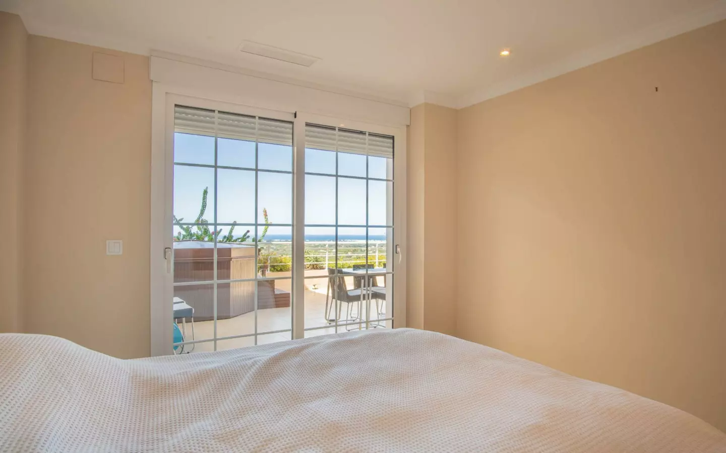 3-bedroom Apartment In Pedreguer, Spain (310 M²)