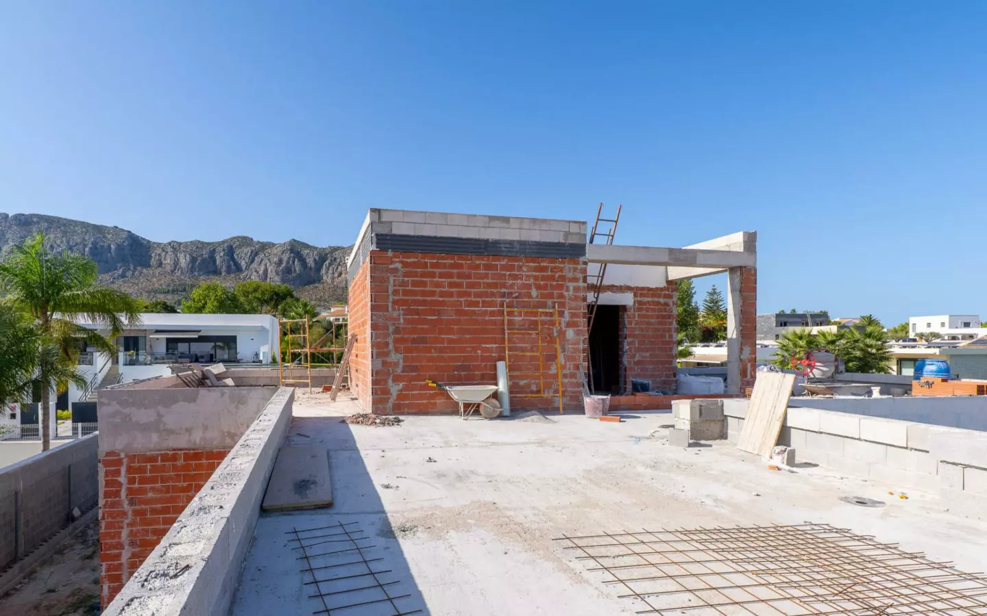 3-bedroom Villa In Beniarbeig, Spain (225 M²)