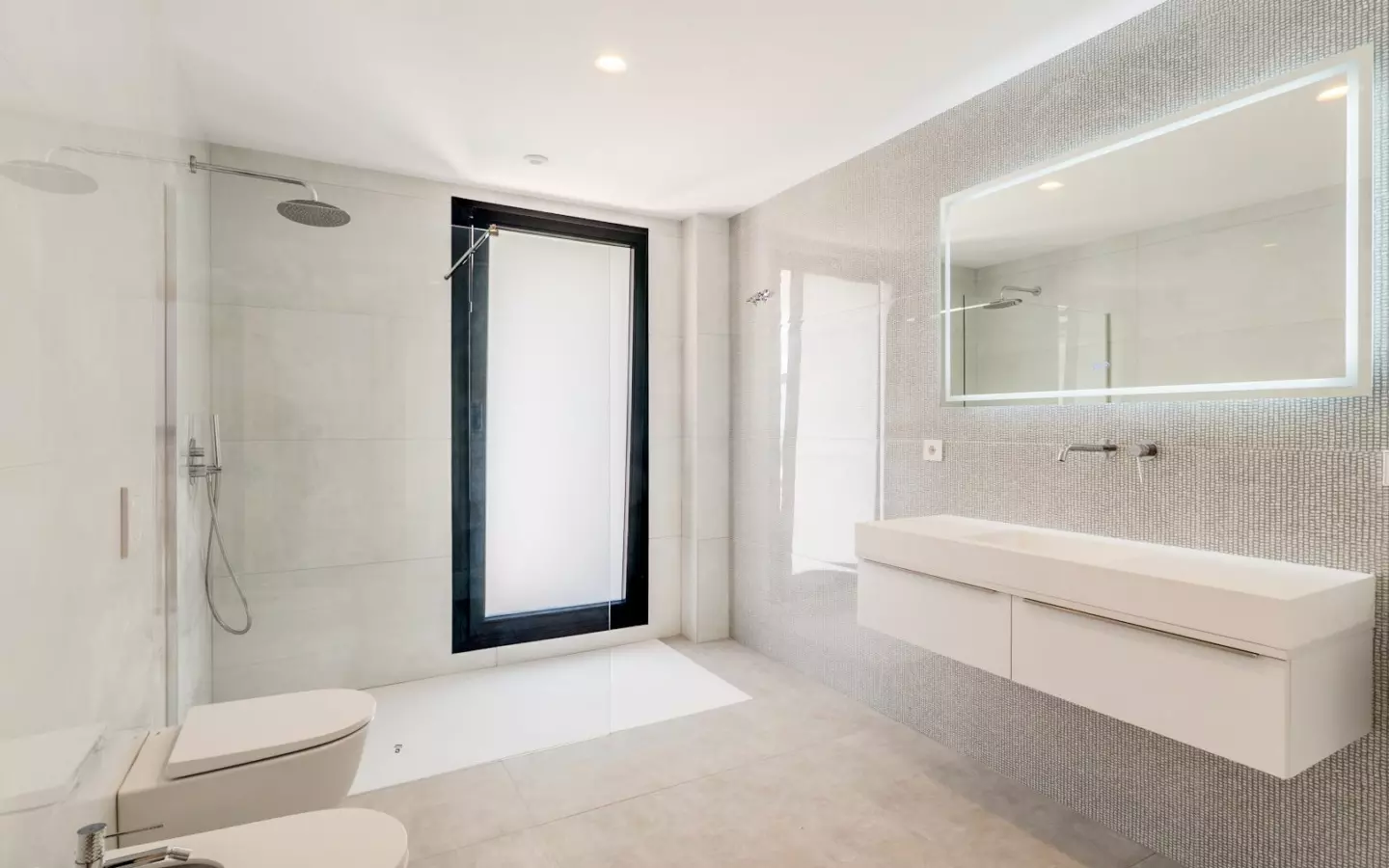 3-bedroom Villa In Moraira, Spain (310 M²)
