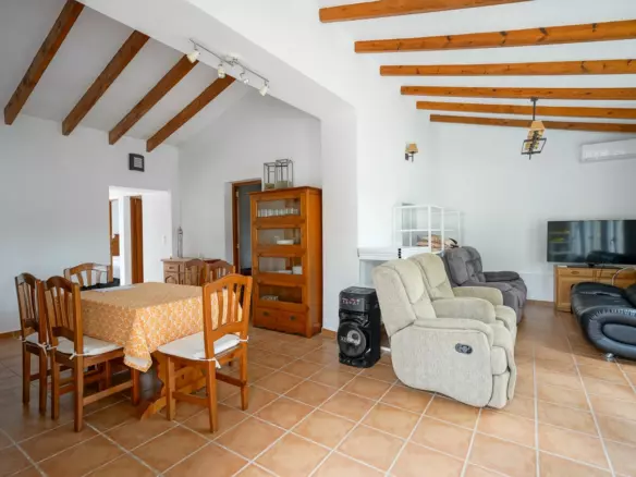 3-bedroom Plot In Jávea – Xàbia, Spain (152 M²)