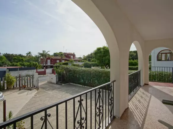 2-bedroom Villa In Denia, Spain (179 M²)