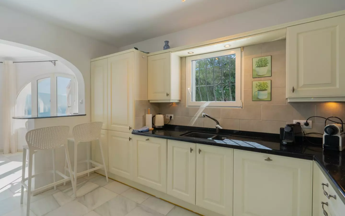 4-bedroom Villa In Benitachell, Spain (250 M²)