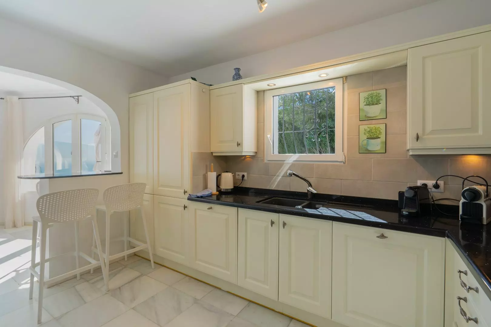 4-bedroom Villa In Benitachell, Spain (250 M²)