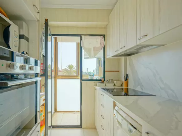 2-bedroom Apartment In Denia, Spain (80 M²)