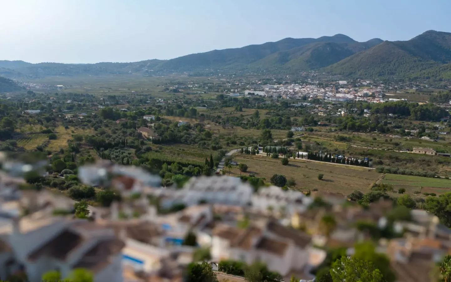Plot In Jalon – Xalo, Spain (653 M² Plot)