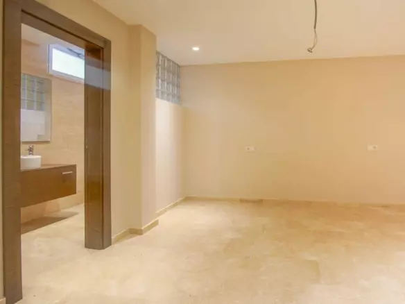 5-bedroom Villa In L’alfas Del Pi, Spain (810 M²)