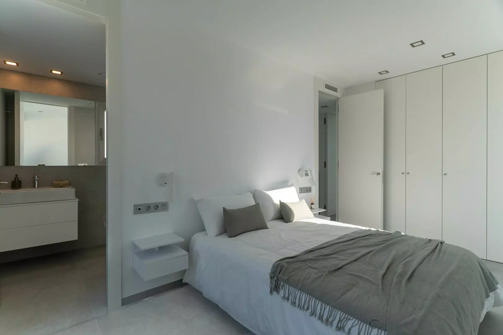 2-14-383159 3-bedroom Villa In Finestrat, Spain (230 M²)