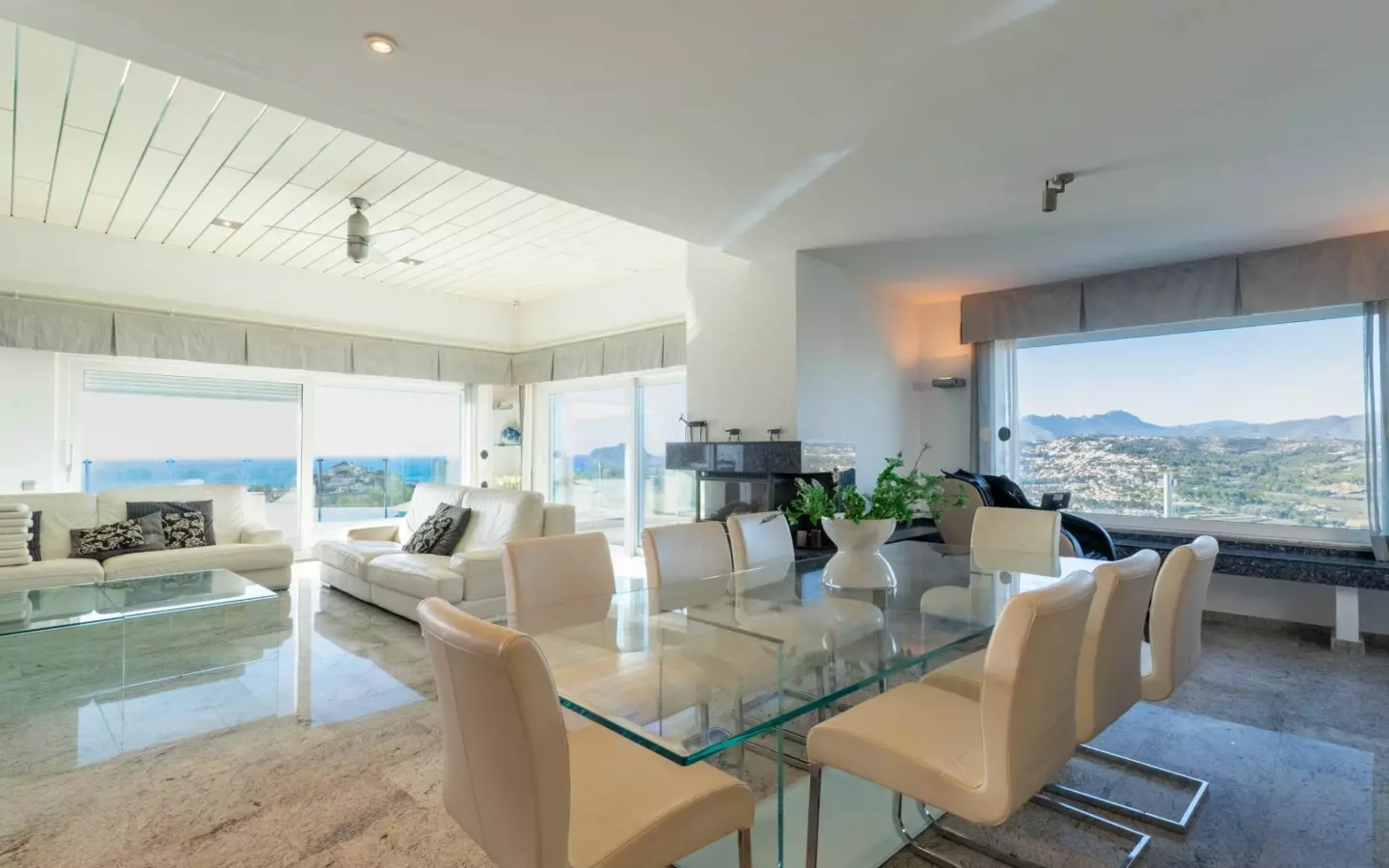 4-bedroom Villa In Moraira, Spain (434 M²)