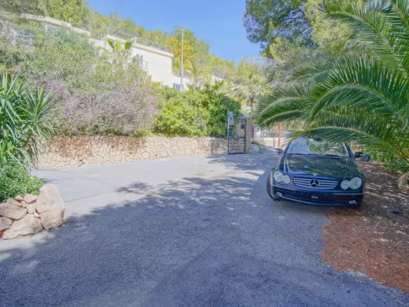 3-bedroom Villa In Altea, Spain (200 M²)