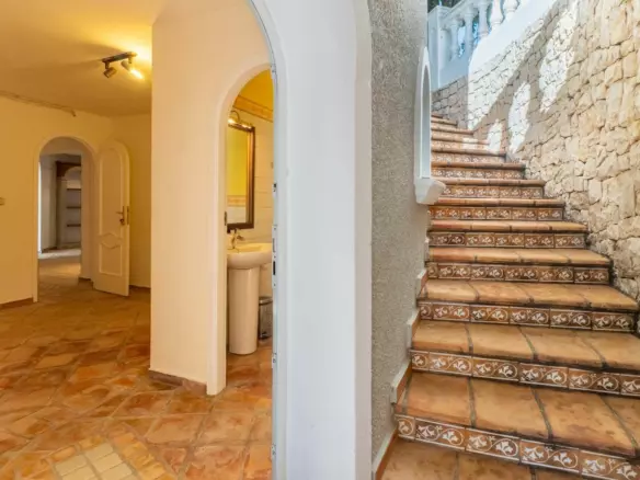 5-bedroom Villa In Benissa, Spain (565 M²)