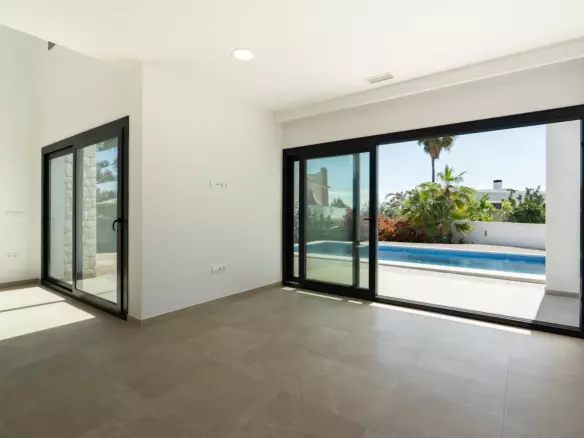 3-bedroom Villa In Benissa, Spain (202 M²)