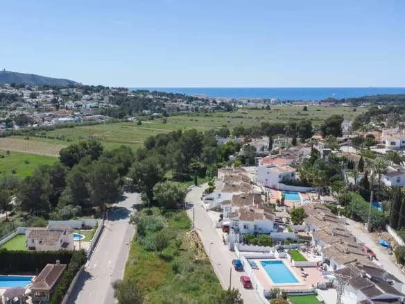 4-bedroom Villa In Moraira, Spain (310 M²)