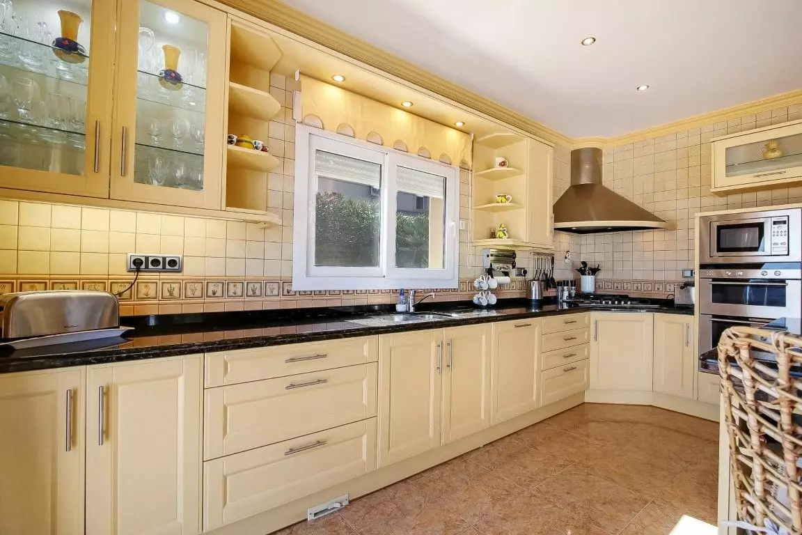 4-bedroom Villa In Benissa, Spain (370 M²)