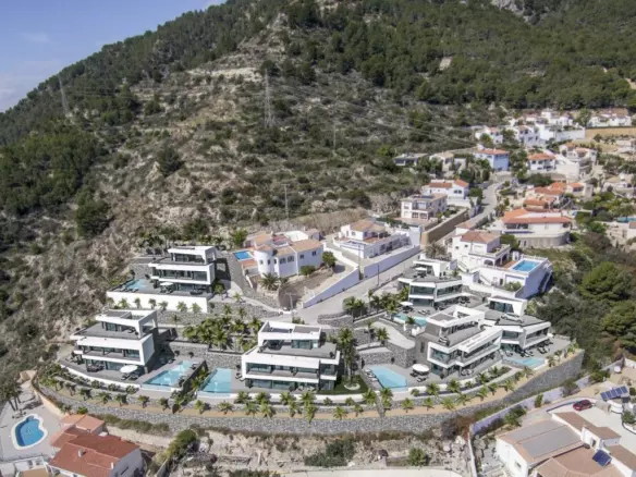 4-bedroom Villa In Calpe, Spain (410 M²)