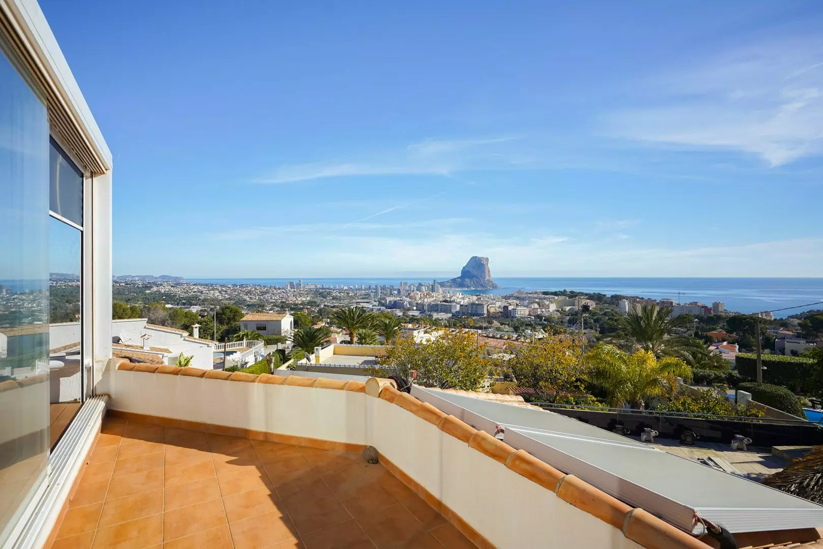 3-bedroom Villa In Calpe, Spain (529 M²)